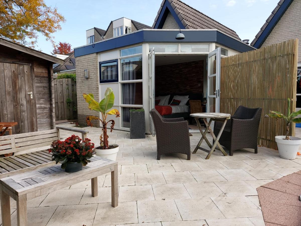 East Meets West Bed And Breakfast Veenendaal Exterior photo
